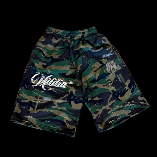 OVERLY BAGGY CAMO SHORTS*